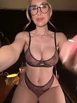 Snapshot of Lena_Blom chatting on 17, 1, 2025 Lena Blom online show from 17, 1, 2025