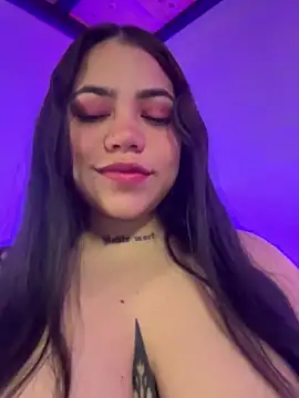 Snapshot of aliensexy chatting on 15, 1, 2025 aliensexy online show from 15, 1, 2025