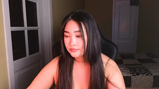 Snapshot of Erica_Wayne chatting on 18, 12, 2024 Erica Wayne online show from 18, 12, 2024