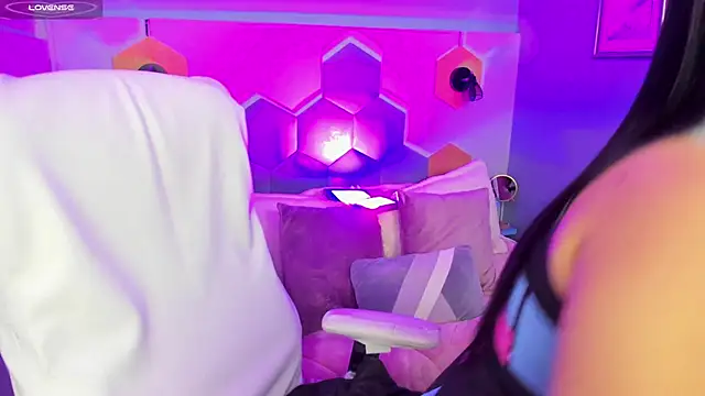 Snapshot of Hanna__Becker_ chatting on 24, 1, 2025 Hanna Becker online show from 24, 1, 2025