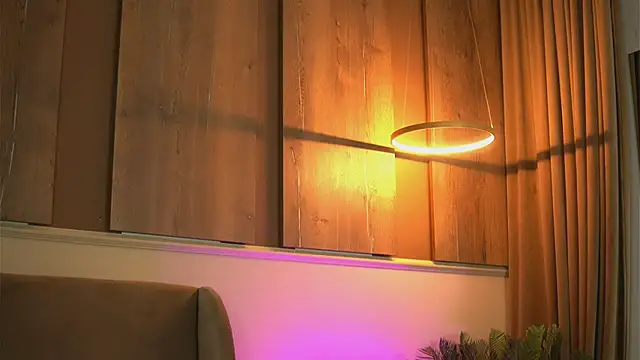 EmilyRaymont online show from 9, 2, 2025