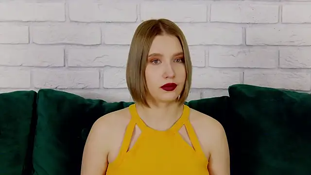 LiliLinn online show from 25, 1, 2025