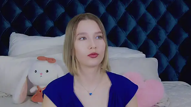 LiliLinn online show from 14, 3, 2025