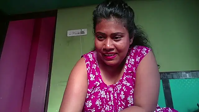 sexy roma online show from 12, 4, 2026