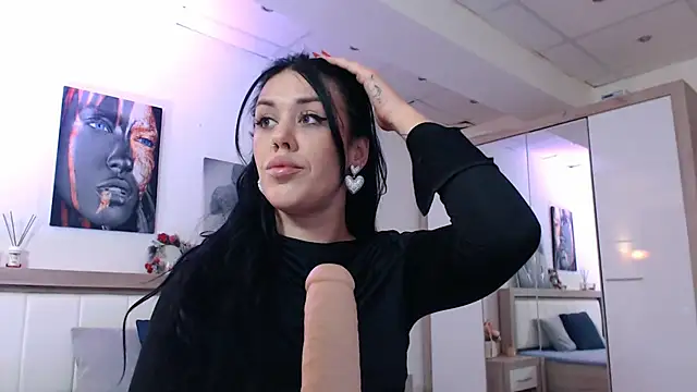 LaylaCruzRose online show from 10, 12, 2024