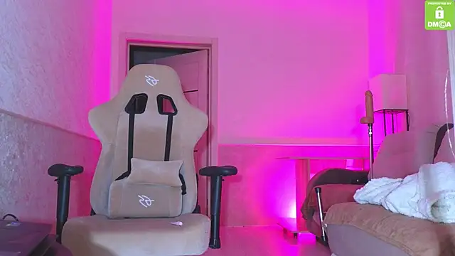 Katy perry  online show from 4, 12, 2025