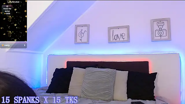 Snapshot of Tifanny_grey chatting on 22, 12, 2024 Tifanny grey online show from 22, 12, 2024