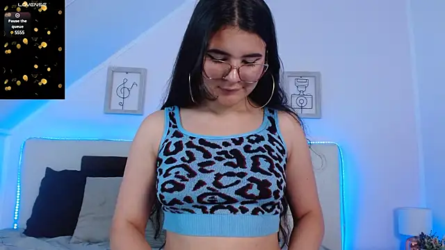 Snapshot of Tifanny_grey chatting on 30, 1, 2025 Tifanny grey online show from 30, 1, 2025