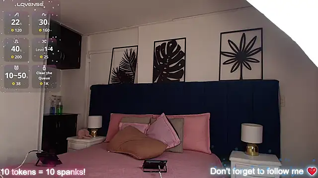 Snapshot of Tifanny_grey chatting on 1, 10, 2025 Tifanny grey online show from 1, 10, 2025