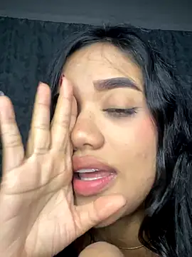 ElaEndez  online show from 14, 12, 2025