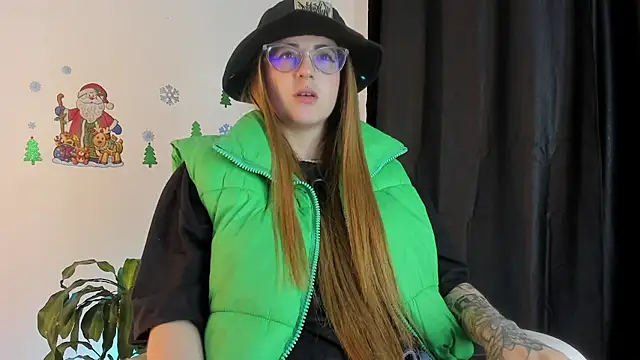 Snapshot of tekila__ chatting on 14, 12, 2024 tekila online show from 14, 12, 2024