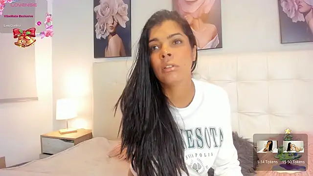 Snapshot of Sweetdreamses_ chatting on 27, 12, 2024 Sweetdreamses online show from 27, 12, 2024
