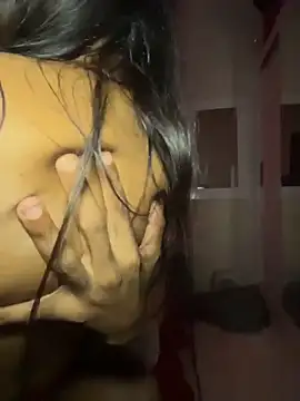 Snapshot of Indiazinhax chatting on 14, 2, 2026 Indiazinhax online show from 14, 2, 2026