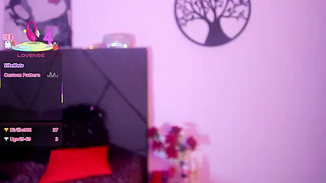 Camille rose  online show from 20, 9, 2025