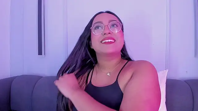 ellamontoya online show from 21, 11, 2025