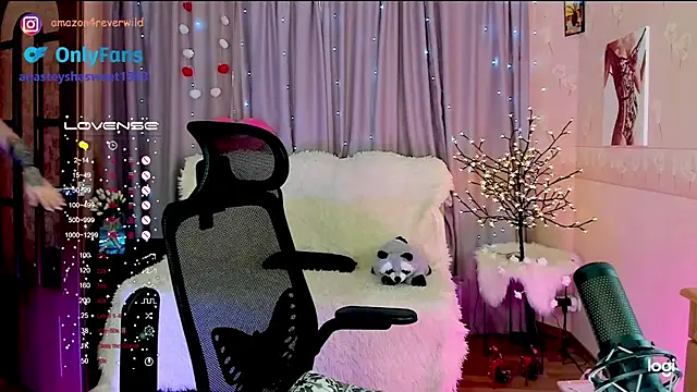 Snapshot of your_wild_amazon_forever chatting on 26, 2, 2025 your wild amazon forever online show from 26, 2, 2025