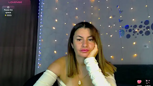 SuchAngel  online show from 28, 10, 2025