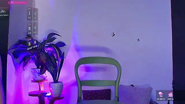 Snapshot of ValenGray chatting on 19, 2, 2025 ValenGray online show from 19, 2, 2025