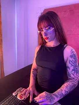 Snapshot of ValenGray chatting on 26, 9, 2025 ValenGray online show from 26, 9, 2025