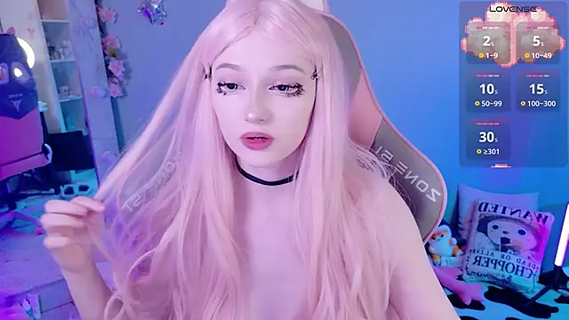 Snapshot of White_kitty01 chatting on 19, 4, 2026 White kitty01 online show from 19, 4, 2026