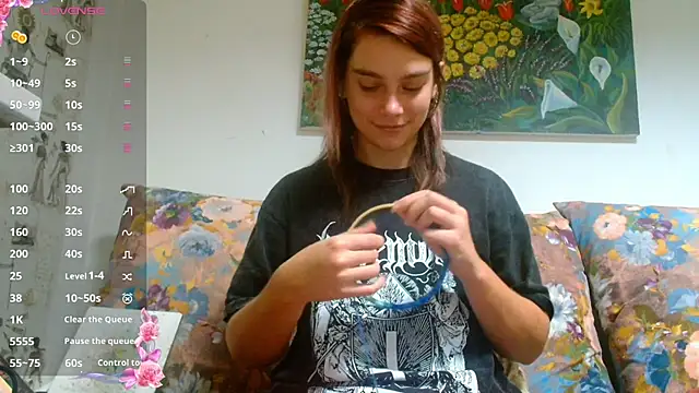 Snapshot of Sophie_Bell chatting on 12, 12, 2024 Sophie Bell online show from 12, 12, 2024