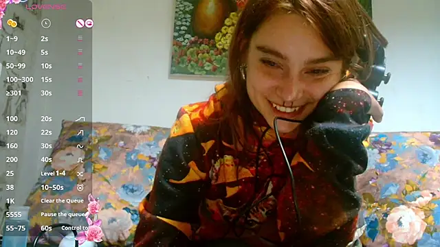 Snapshot of Sophie_Bell chatting on 26, 12, 2024 Sophie Bell online show from 26, 12, 2024
