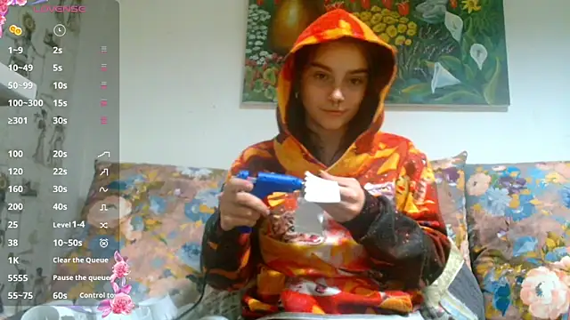 Snapshot of Sophie_Bell chatting on 26, 12, 2024 Sophie Bell online show from 26, 12, 2024