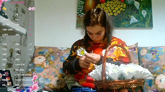 Snapshot of Sophie_Bell chatting on 28, 12, 2024 Sophie Bell online show from 28, 12, 2024