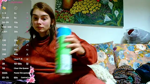 Snapshot of Sophie_Bell chatting on 12, 1, 2025 Sophie Bell online show from 12, 1, 2025