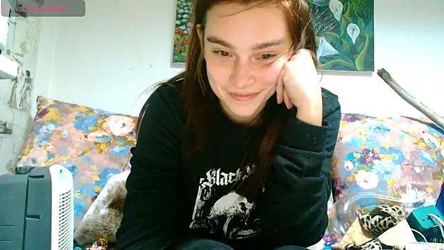 Snapshot of Sophie_Bell chatting on 15, 3, 2025 Sophie Bell online show from 15, 3, 2025