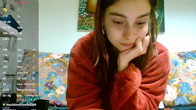 Snapshot of Sophie_Bell chatting on 22, 3, 2025 Sophie Bell online show from 22, 3, 2025