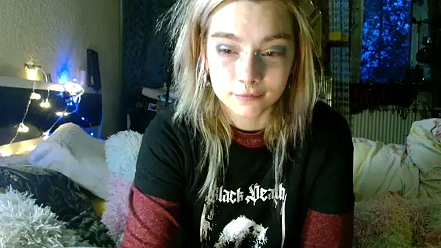 Sophie Bell online show from 29, 4, 2026