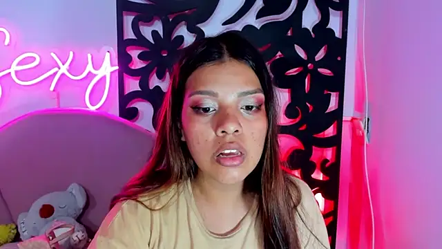 Snapshot of your_little_naughty1 chatting on 28, 12, 2024 your little naughty1 online show from 28, 12, 2024