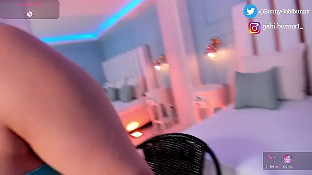 Snapshot of gabi_bunny chatting on 2, 2, 2026 gabi bunny online show from 2, 2, 2026