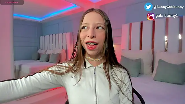 Snapshot of gabi_bunny chatting on 12, 2, 2026 gabi bunny online show from 12, 2, 2026