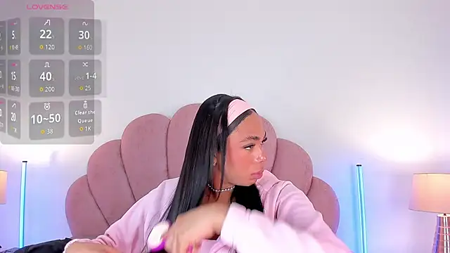 Snapshot of Nicole_Paradise chatting on 26, 2, 2026 Nicole Paradise online show from 26, 2, 2026