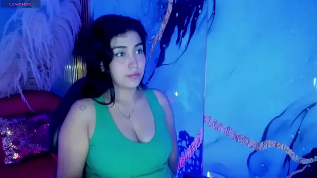 emma  cute   online show from 13, 9, 2025