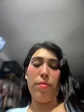 emma  cute   online show from 11, 4, 2026