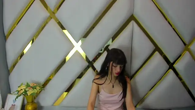 Aurora 18 online show from 19, 12, 2024