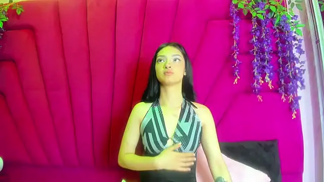 Aurora 18 online show from 15, 10, 2025