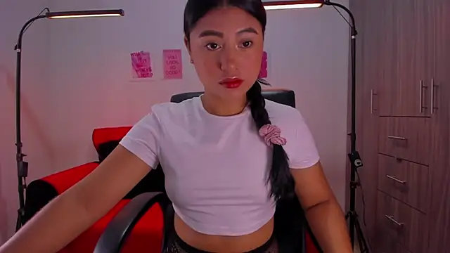 cloy baby   online show from 15, 7, 2026