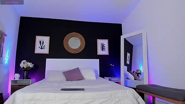 VioletPaket online show from 21, 2, 2026