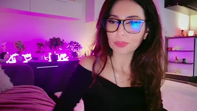 MissSmiley26 online show from 6, 3, 2026