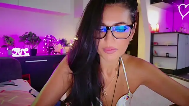 Snapshot of MissSmiley26 chatting on 7, 8, 2026 MissSmiley26 online show from 7, 8, 2026
