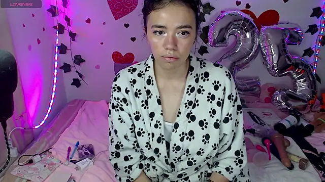 sophie north online show from 25, 2, 2025