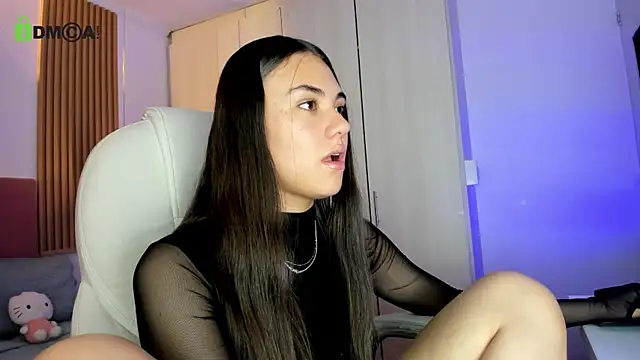 Snapshot of mia_nevaeh chatting on 19, 6, 2026 mia nevaeh online show from 19, 6, 2026
