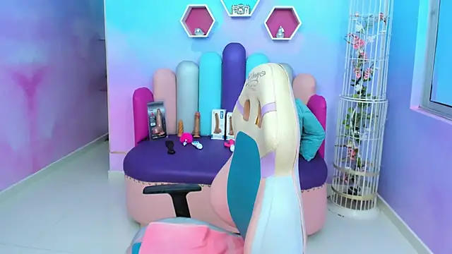 LYA SWEETX online show from 2, 2, 2025