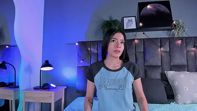 AmyPalmmer online show from 18, 12, 2025