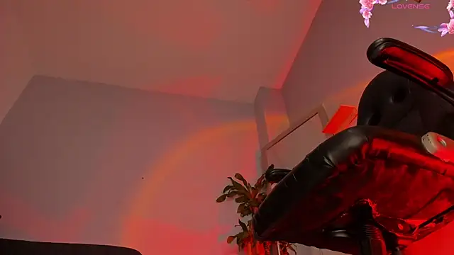 charlotte  grey online show from 2, 4, 2026