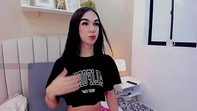 Snapshot of Mia_thompson_19 chatting on 3, 6, 2026 Mia thompson 19 online show from 3, 6, 2026